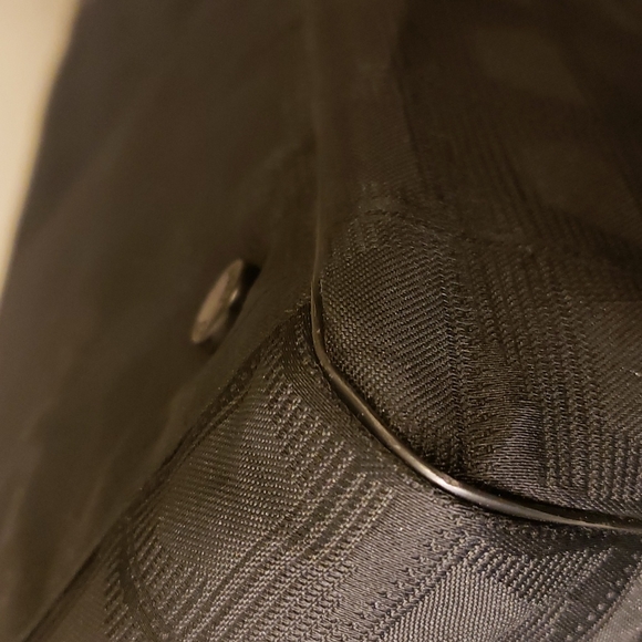 Chanel tote - Picture 14 of 17